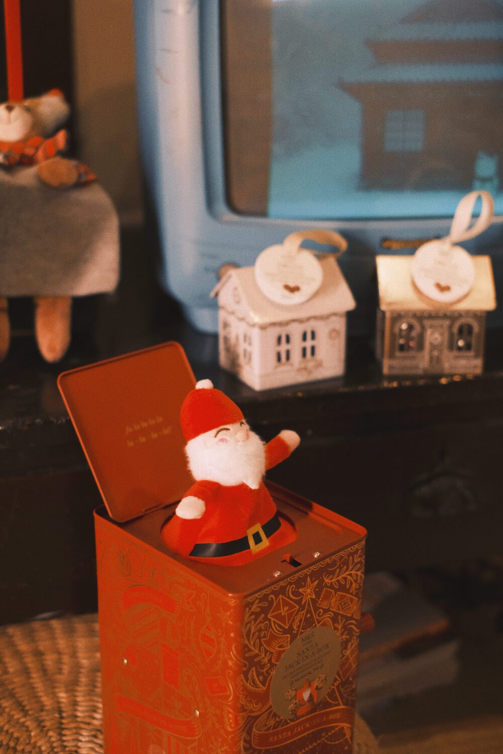 （預購）聖誕限定｜彈跳老公公餅乾音樂盒