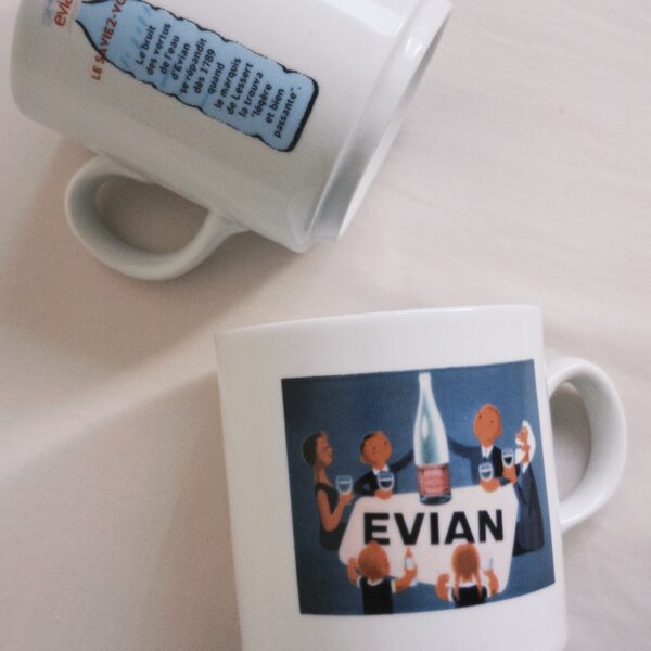 (🇮🇹)Evian 古董馬克杯