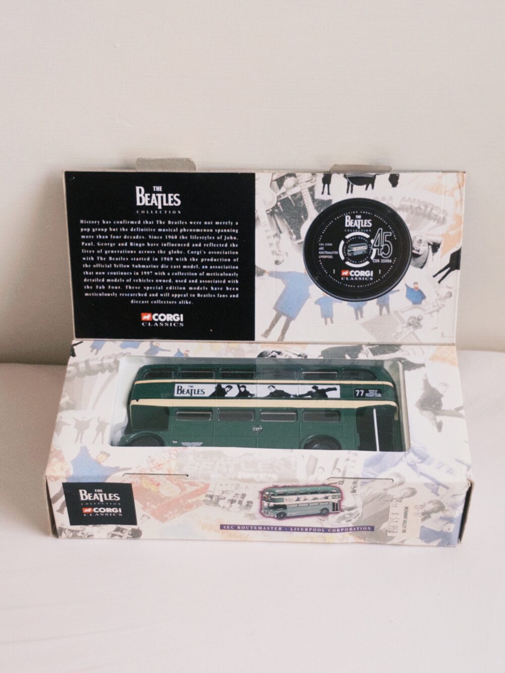 復古車｜（🇬🇧） The Beatles 雙層公車