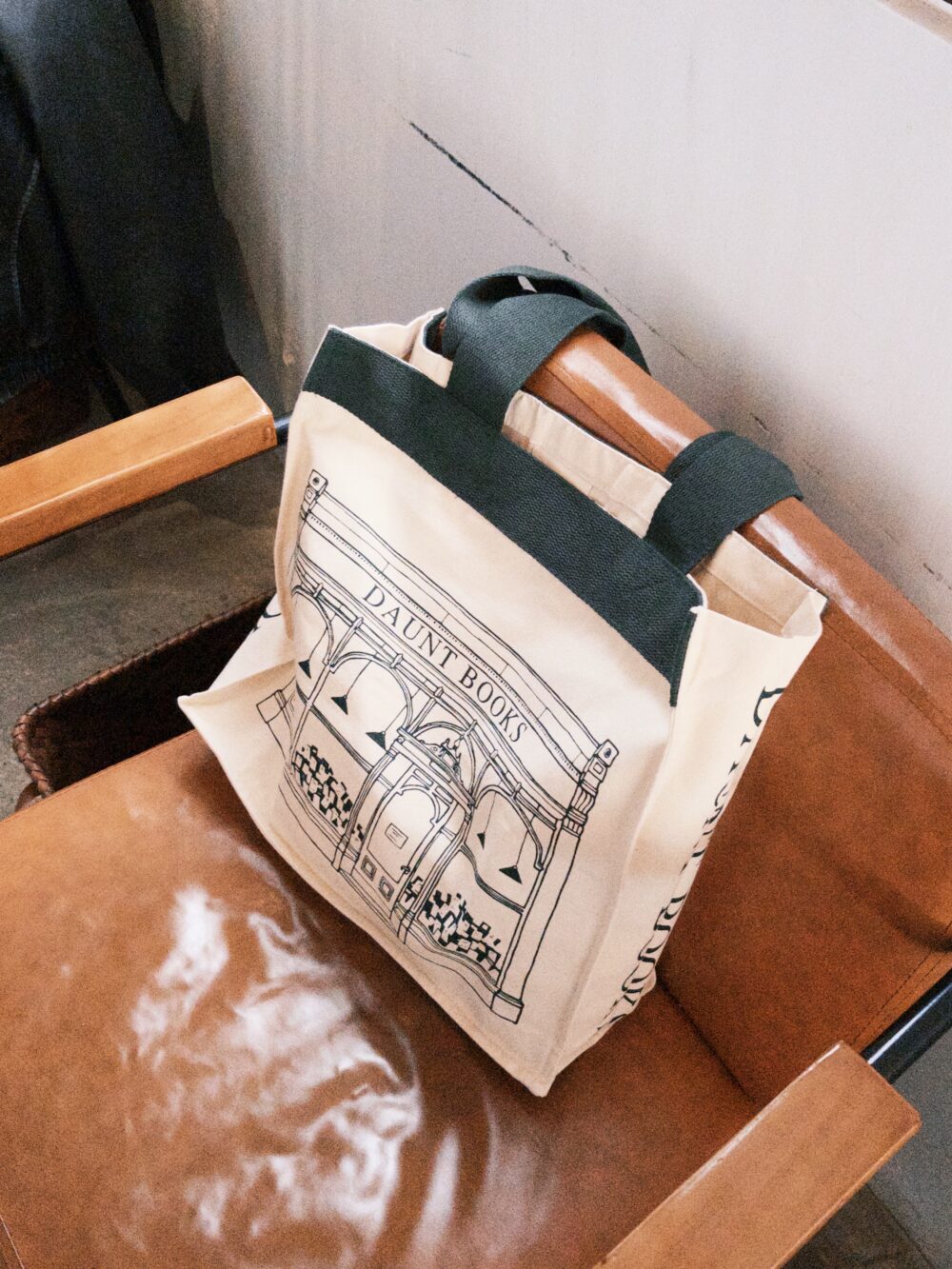 倫敦｜ (🇬🇧)Daunt Books 厚磅帆布袋