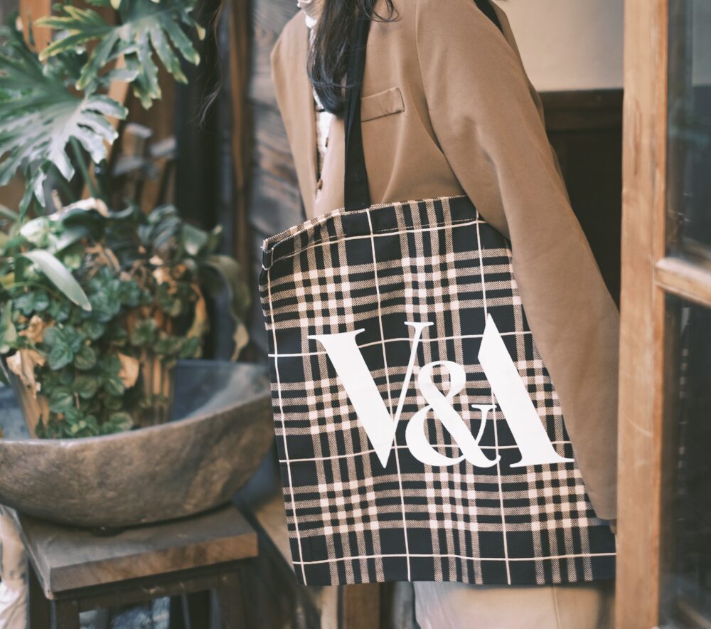 倫敦｜(🇬🇧) V&A 格紋帆布袋